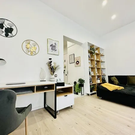 קלוז'-נאפוקה Clever Studio Near Central Shopping Center מראה חיצוני תמונה